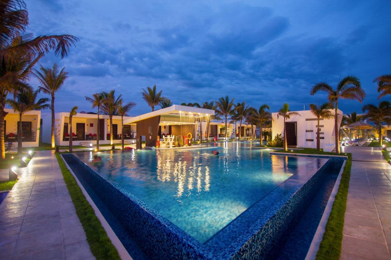 Hotel El Faro Monterrico Esterno foto