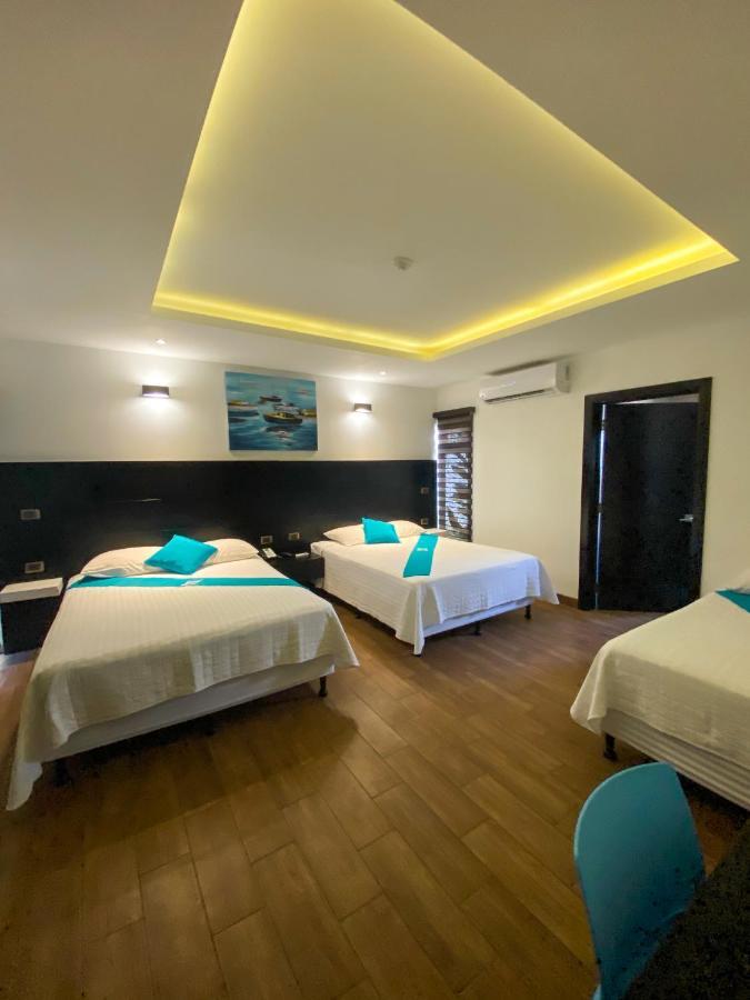 Hotel El Faro Monterrico Esterno foto